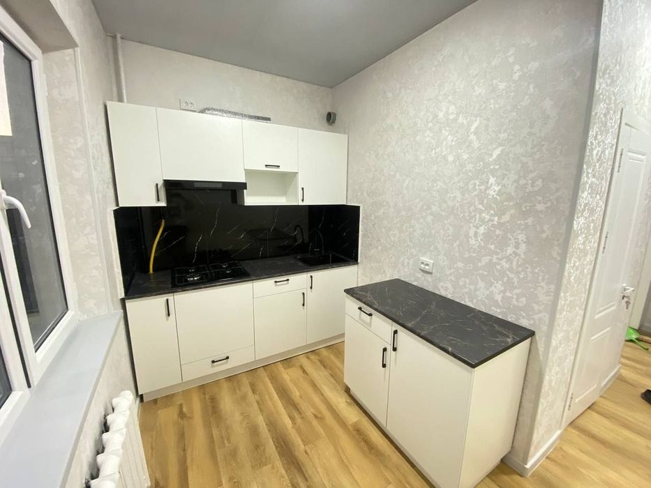 Продам свою 1-ком кв-ру, Куйлюк-5, метро Киёт