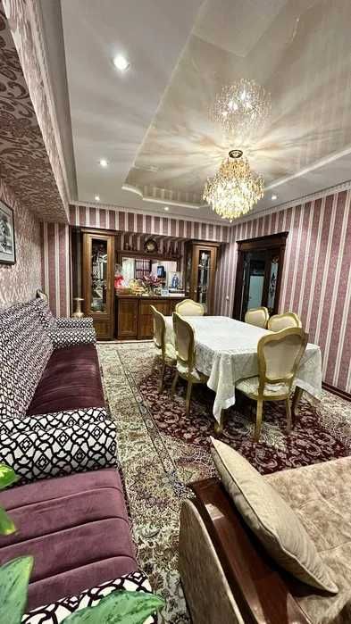 Ц-4 м-в Кашгар ул.Алишера Новаи рядом Ж\К "Шедевр" 100 кв.м 4\4\9