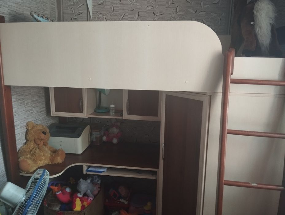 Детская кровать двухярусная