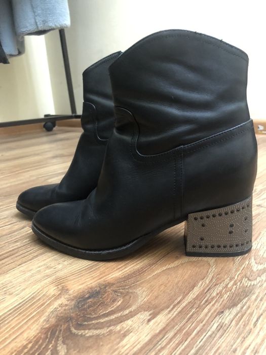 Продам кожаные батильоны, размер 38-39