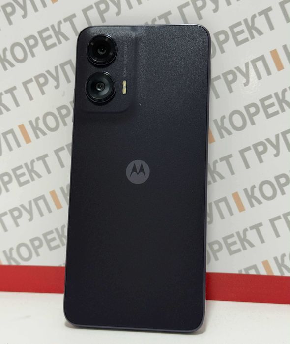 Продавам Motorola Moto G35 5G 256GB 4GB RAM