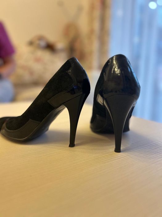 Pantofi negri 38, toc 10 cm