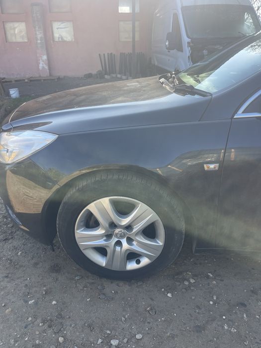 Aripa stanga dreapta opel insignia negru