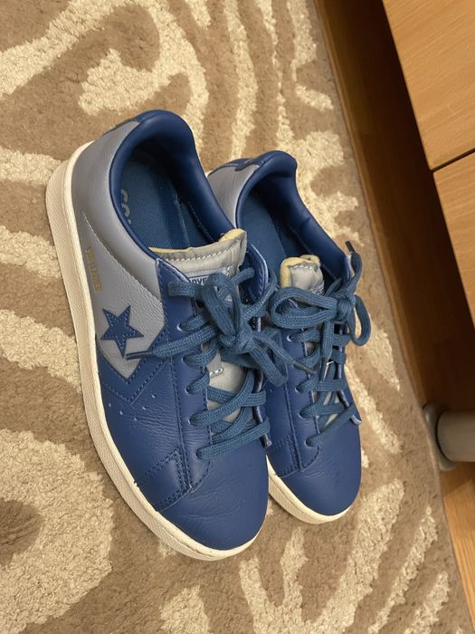 pantosi sport  converse