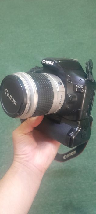 Canon 550d hali yangi