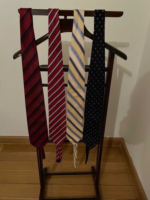 Cravate la pret de consumabile!