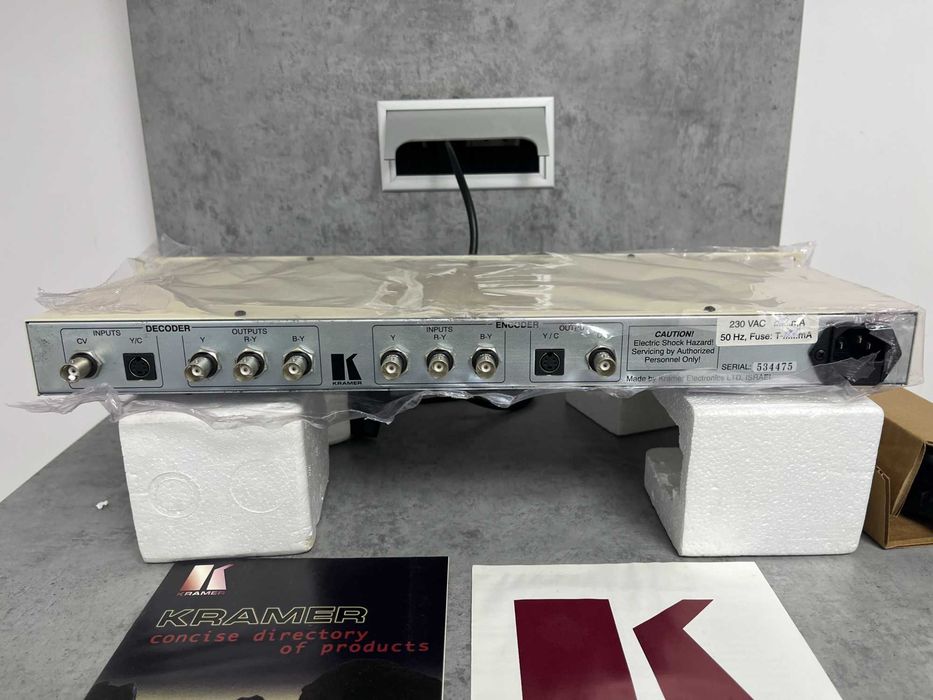 Kramer Electronics BC-4043 convertor profesional format video analogic