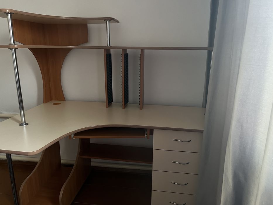 Компьютерный стол