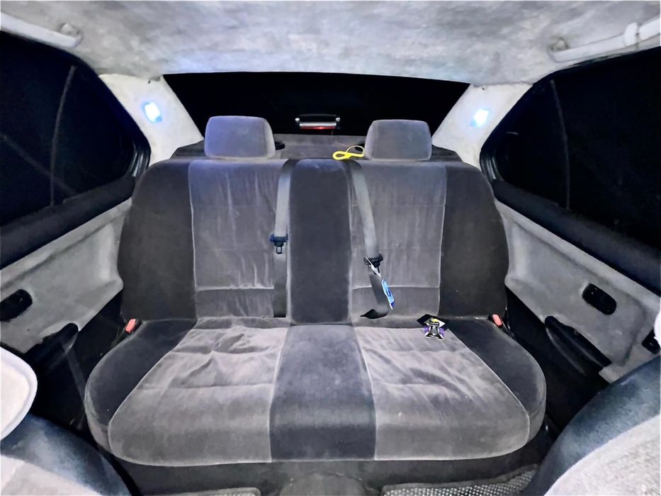 BMW 325 e36 седан