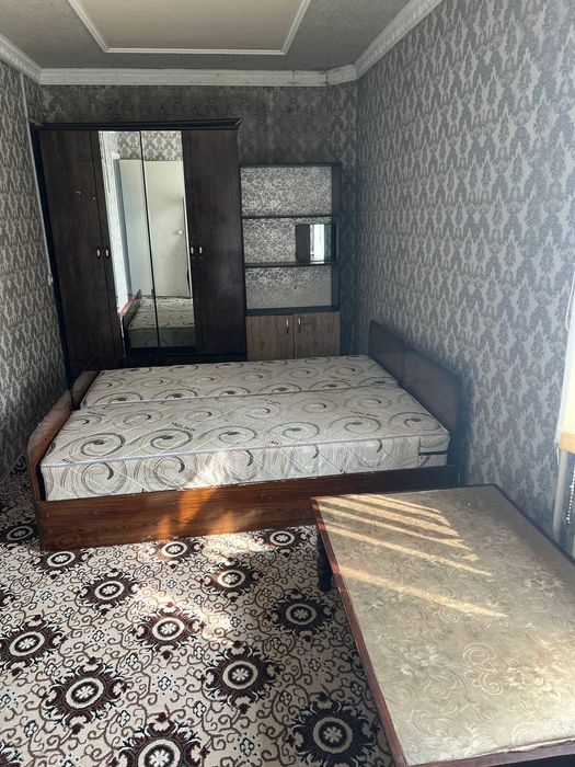 Farg'ona shahar oybek roddom róparasida 2 xonali uy ijaraga beriladi