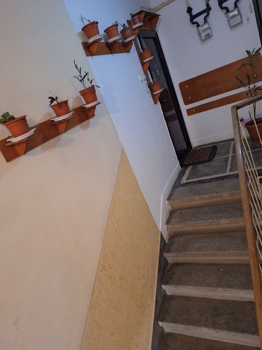 Vând apartament cu 2 camere, decomandat, ultracentral,  mobilat