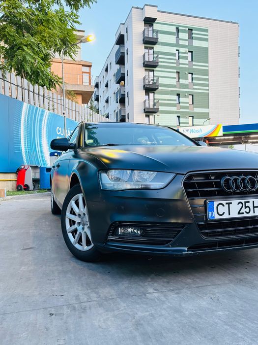 Audi A4 B8 2013 |