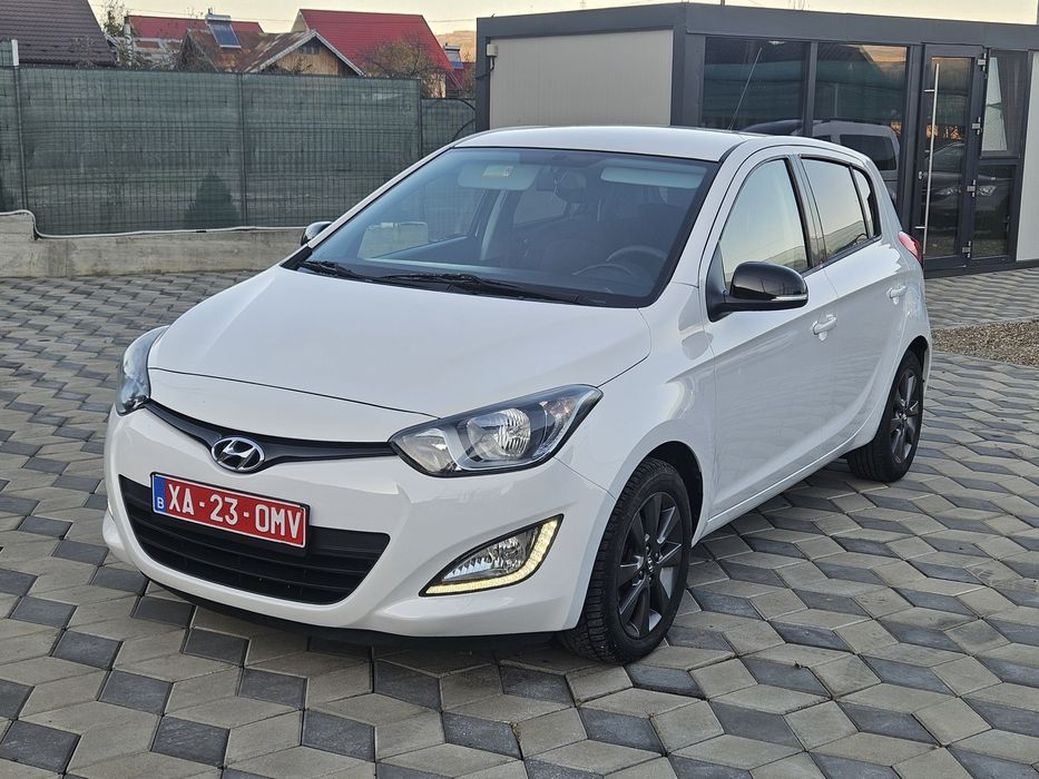 Hyundai I20 1.4 benzina automat!