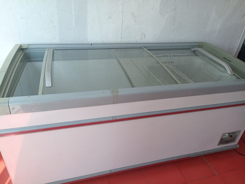 Продам морозильник