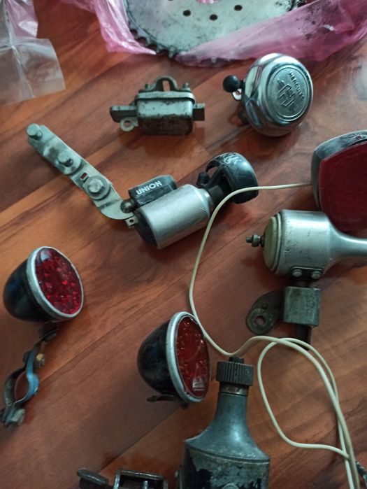 Ax și ansamblu pedale bicicleta cu motor