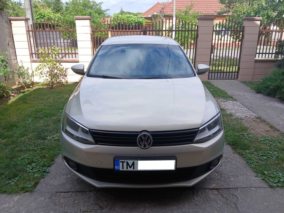VW Jetta - benzina - 2011 - inmatriculat RO