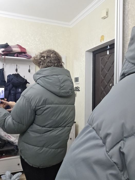 Продам классную  куртку дешево