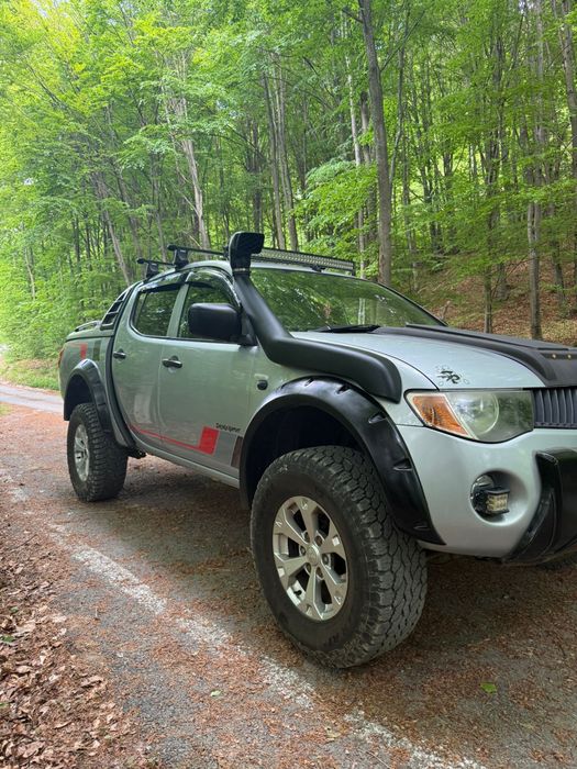 Mitsubishi L200