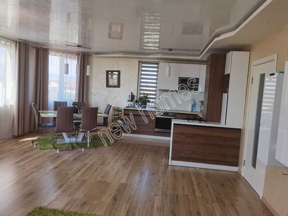 Тристаен апартамент