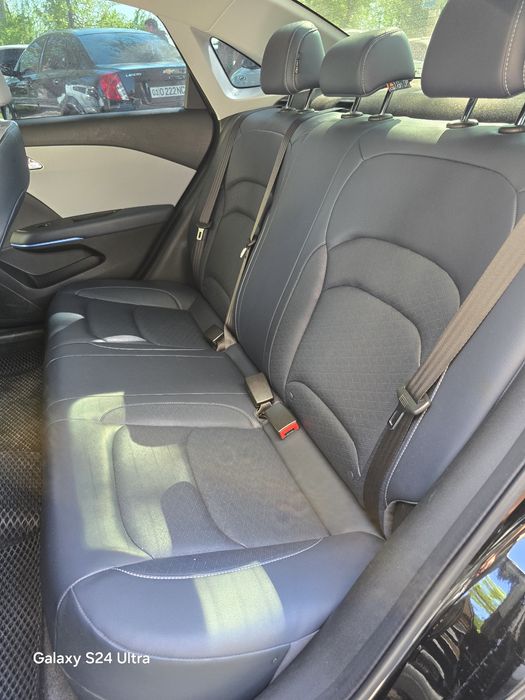 Monza 1.5 sotiladi .