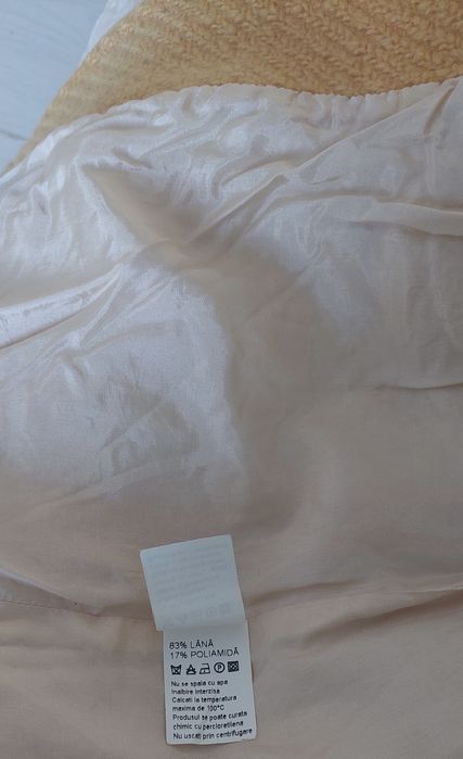 Palton 80% lâna ,mărimea 36