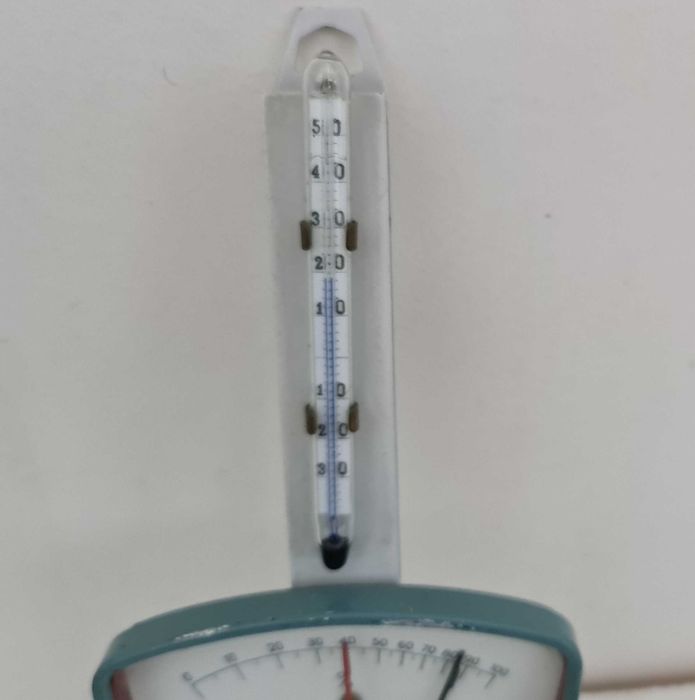 Стар метален хигрометър и термометър WSZ Kraukow Poland