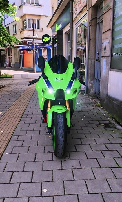 Kawasaki Ninja ZX10RR 40years Limited