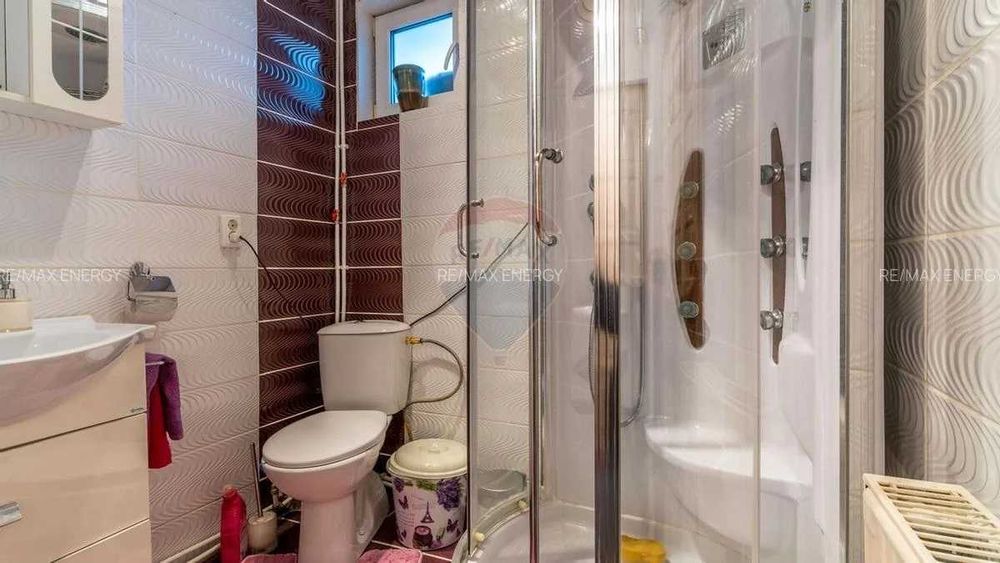OCAZIE  Casa de vacata in DEALU NEGRU judetul Cluj DE VANZARE