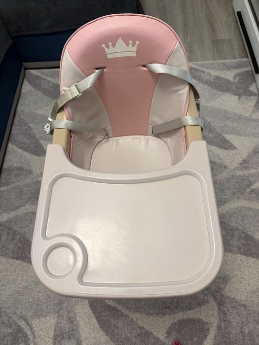 Scaun de masa bebe