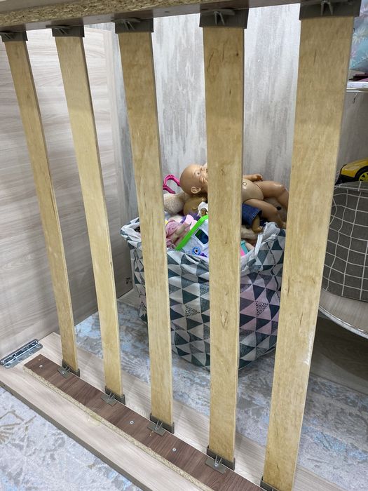 Односпальная кровать