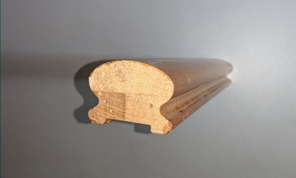 Деревянные перила для лестниц