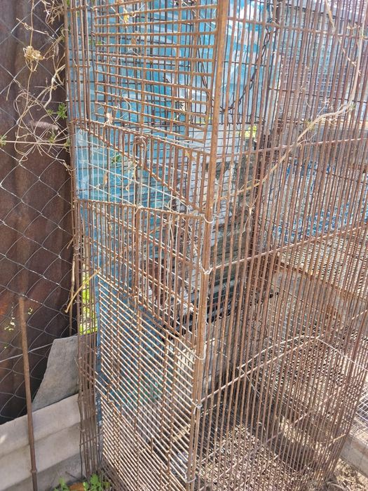 Продам клетки для курей