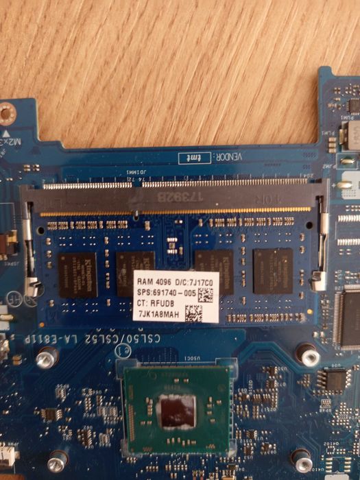 Части за лаптоп HP model 15-bs042nu