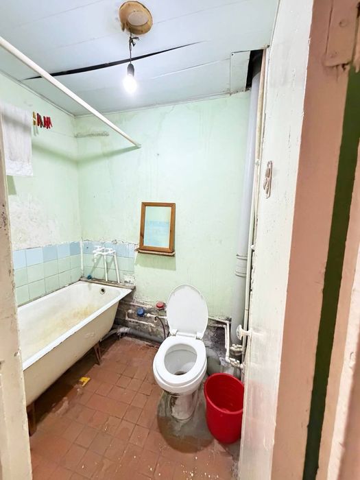 Срочно продаётся 1-комнатная квартира на втором этаже