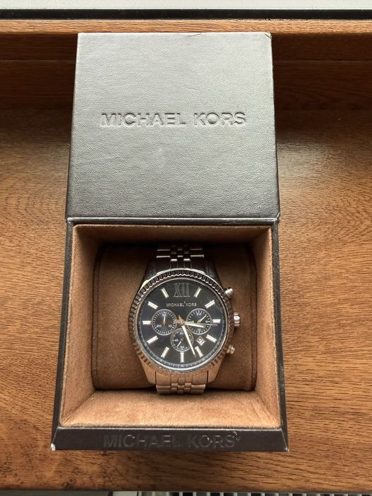 Ceas Michael Kors cronograf argintiu Lexington, de barbati, MK8280