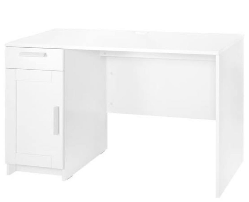 Стол икеа в хорошем состоянии