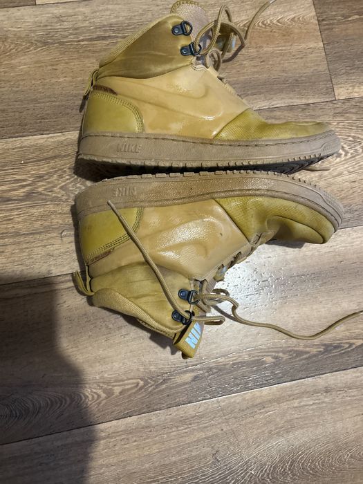 Продавам обувки на Nike за зимата
