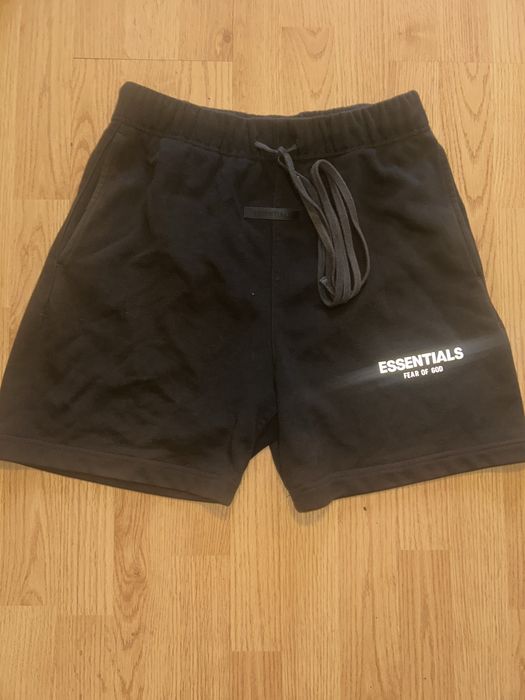 pantaloni scurti essentials