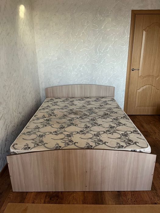 Продам кровать в хорошем состоянии