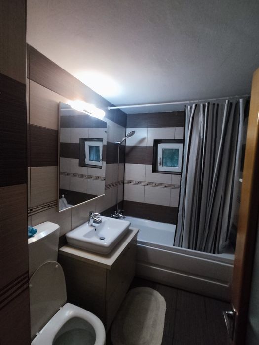 Stefan cel mare, de inchiriat apartament 2 camere, decomandat, 350 euro