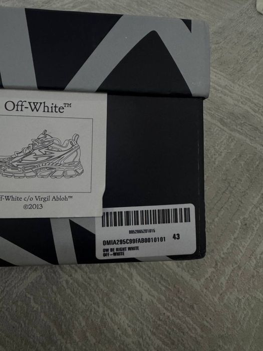 Кроссовки off white