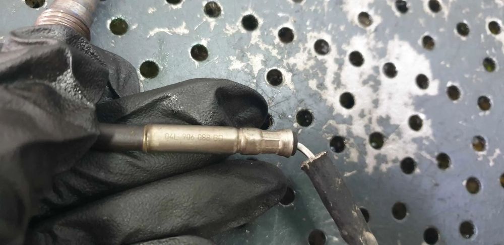 sonda temperatura gaze evacuare 1.6 tdi dgt vw polo 6r golf 7 tiguan  audi a3 8v seat  leon skoda octavia 3  04l906088bd