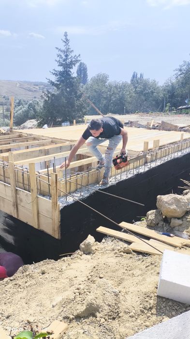 Construim case din structura metalica și panou sandwich