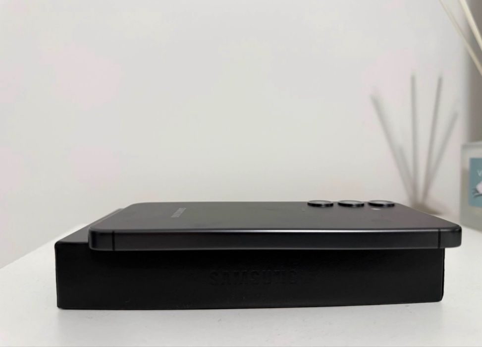 Samsung S24 / 256 GB Memorie / Liber De Retea / IMPECABIL