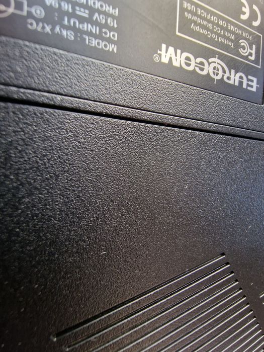 Laptop Eurocom, Sky X7C, cu procesor Intel Core i9 9900K k nou