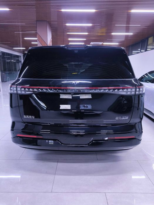 Dongfeng IYP 008 Ultra 2025