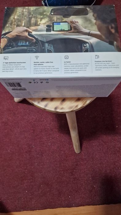 Tomtom go discover 7