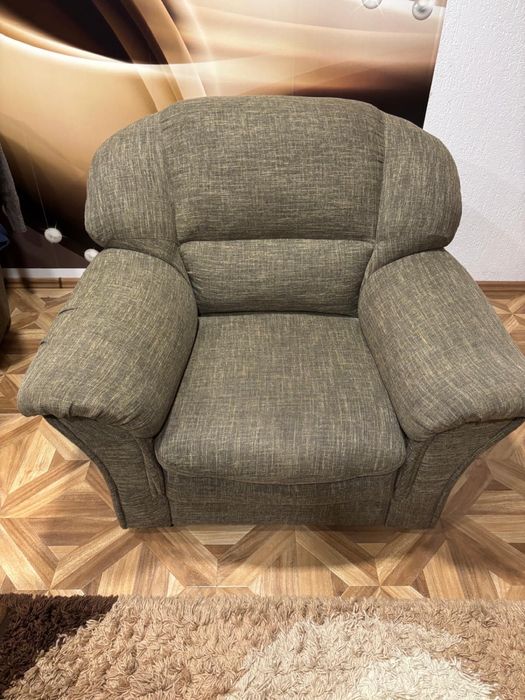 Set 2 fotolii confortabile – 800 lei / set