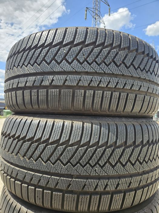 Vând 2 anvelope iarna 245/40r18 245/40/18 CONTINENTAL