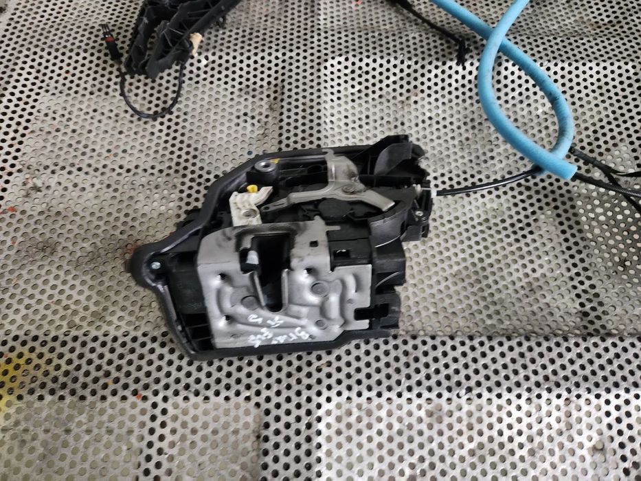 Broasca Blocator Incuietoare Usa fata Spate Bmw Seria 2 F45 F46 Voaln Stanga Europa